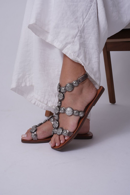 Rasteira com metal Nice